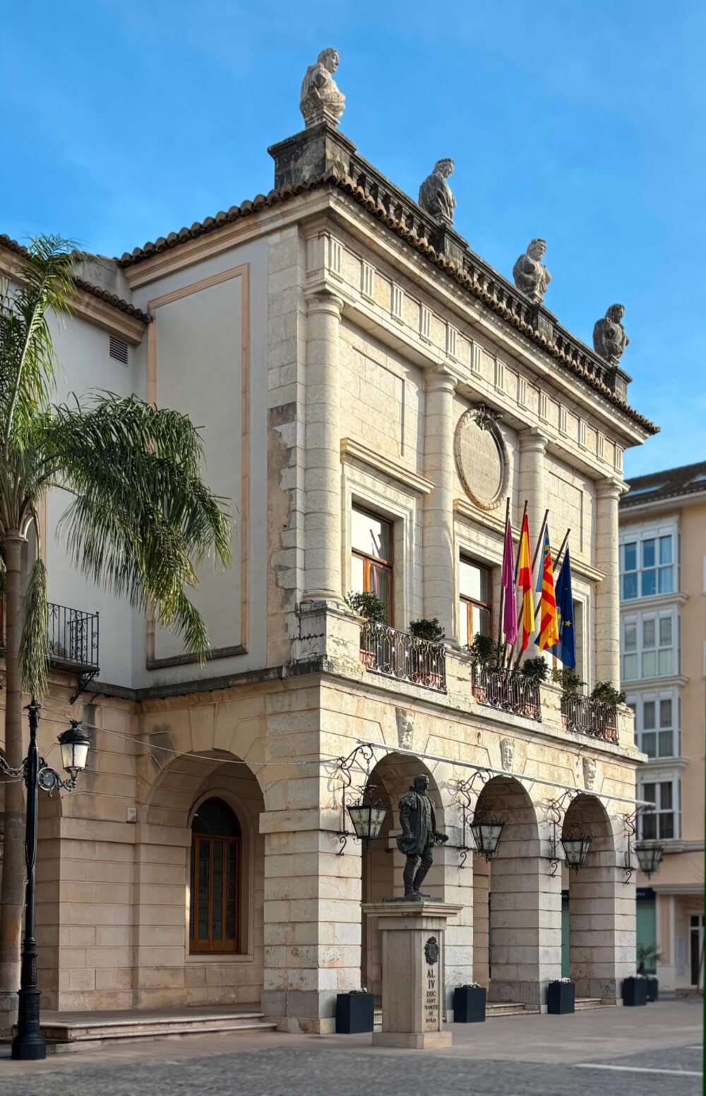 Fachada del Ayuntamiento de Gandía
